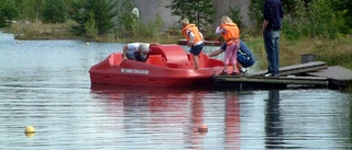 Trampbåt stulen från camping