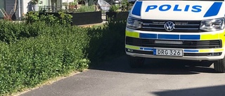 Liten pojke påkörd av personbil