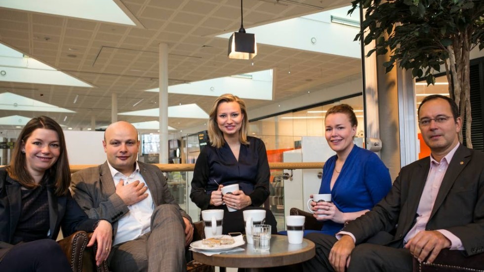 Rättvist. Vi är positiva till rättvis handel, men låt oss då vara rättvisa mot olika märkningar, skriver fr v Marta Obminska, Mohamad Hassan, Ebba Busch Thor, Therez Olsson och Stefan Hanna.