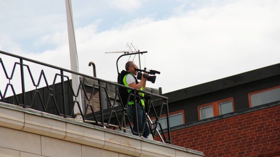 Polisen filmade demonstranter.
