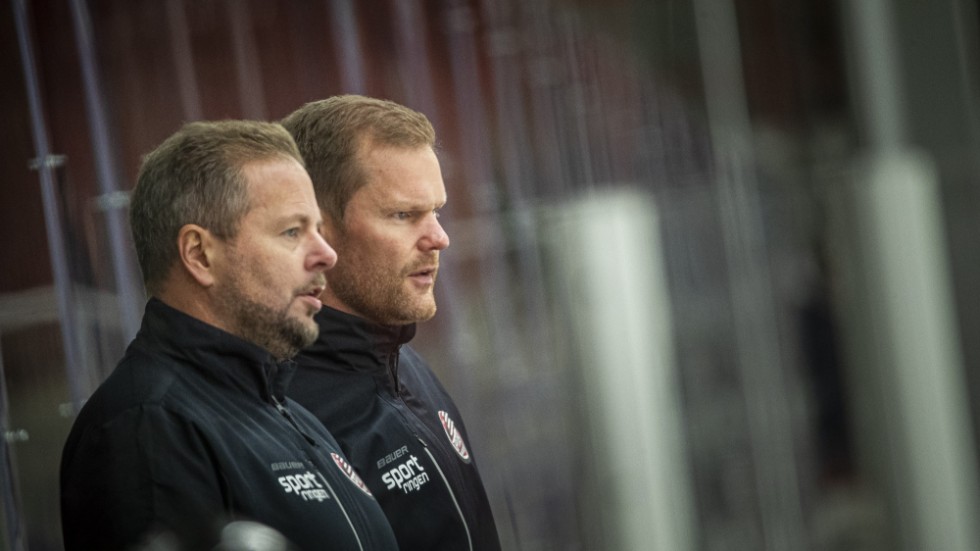 Piteåtränarna Mikael Aaro och Björn Lavander ser fram mot kvalseriepremiären mot Väsby bort torsdag kväll.