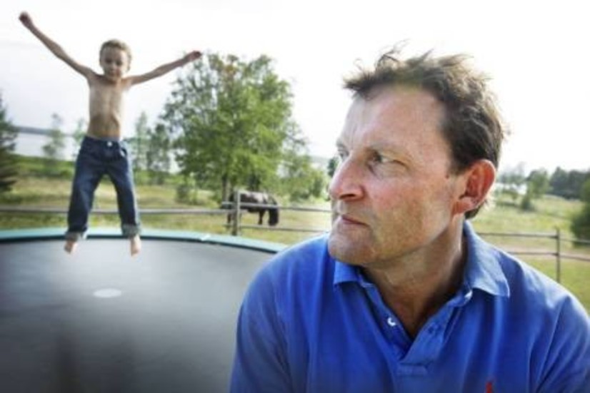 Finanskonsulten Arne Berggren är ett världsnamn när det handlar om hantering av bankkriser. Nu är han också årets utflyttade Pitebo, vilket femårige sonen Anton tycker är ett självklart val.