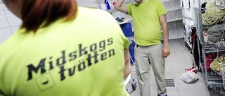 Tufft tvättjobb för funktionshindrade