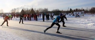 Experterna kom sist men vann ändå