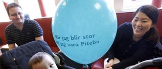 Nyinflyttade Pitebor njöt av wokad pitepalt