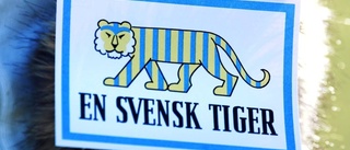 Protesterna rasar men svensken tiger om det mesta – utom vädret