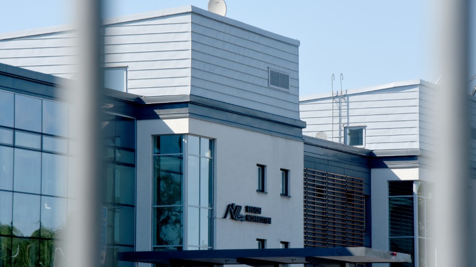 Vi behöver ett hållbart arbetsliv där våra medarbetare kan påverka sin arbetsmiljö och hur arbetet ska utföras, skriver de styrande partierna i regionen om den strategiska plan som antogs under förra regionfullmäktige.