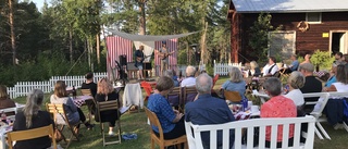 Proggig sommarkväll i Gunnarsbyn