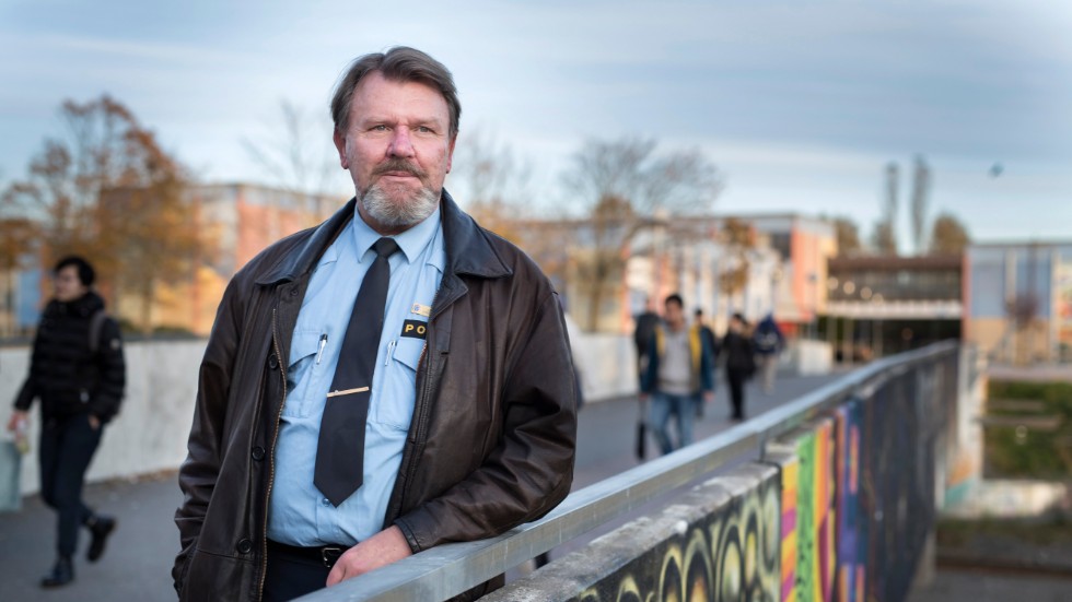 Ulf Boström är den sista integrationspolisen i Sverige. Arkivbild, Hjällbo 2017.