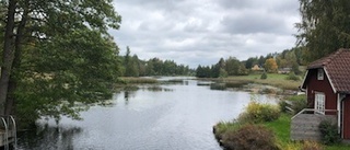 Ön i Hummelstad är på glid igen • Ingriper först när den närmar sig bron