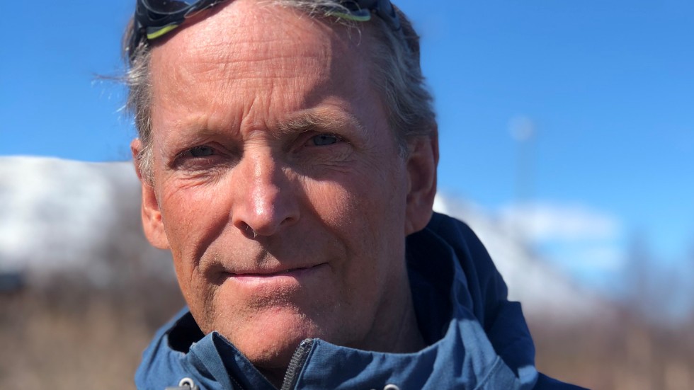 Lavinexperten Anders Bergvall oroas över att vädret kan orsaka en ny slasklavin norr om Suorva.
