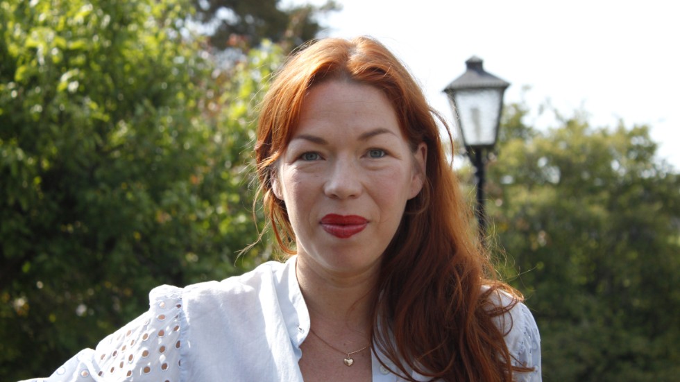 "Det känns så härligt och okonstlat här. Folk bara är!", säger Katarina Ståhl som redan tycker att hon har hittat ett lugn i det nya hemmet.