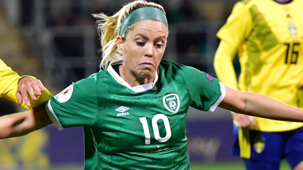 Irlands Denise O'Sullivan avgjorde VM-kvalmatchen mot Finland. Här under kvalmatchen mot Sverige i torsdags.