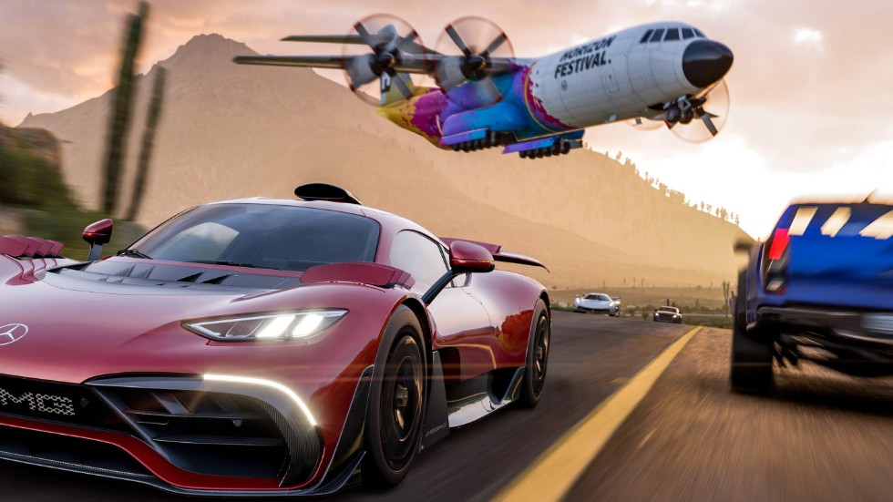 I hisnande hastigheter tar man sig fram i "Forza horizon 5". Pressbild.