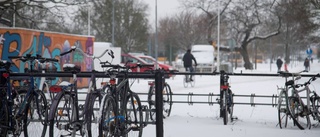 "Glad över snön men halkan är jag livrädd för"