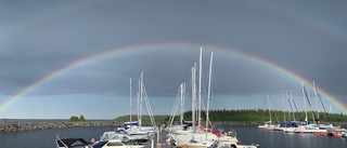 Läsarbilden: Mäktig regnbåge vid Bondö Marina