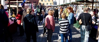 BILDER: Solig Visbydag lockade tusentals