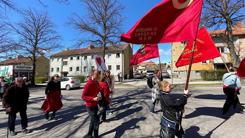 En solig första maj utlovas för alla som ska ut och demonstrera. Sol var det även under tågandet 2022.