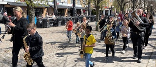 Tonsäkert när Kulturskolan firade med kalas i Motala