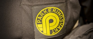 Man spottade på parkeringsvakt 