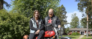 I väntan på 100 motorcyklar