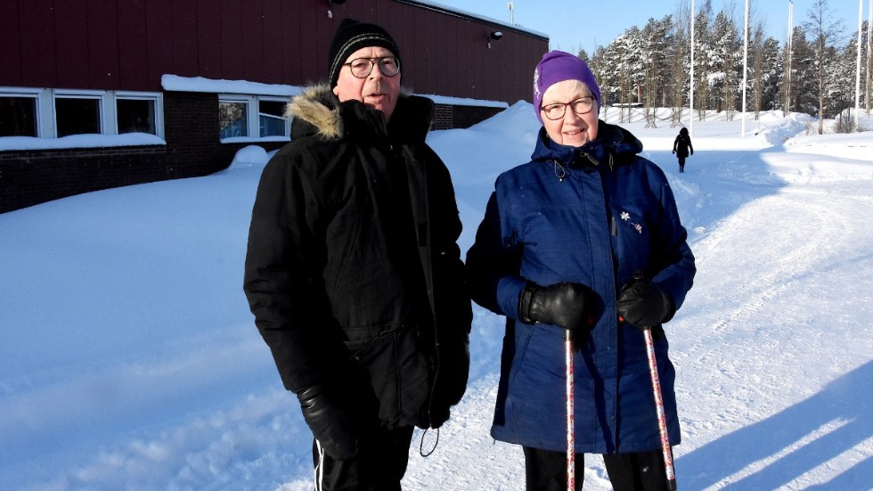 Att ett så stort bostadsområde som Hertsön ska ha ett egen badhus är självklart anser Jan och Inger Lind.