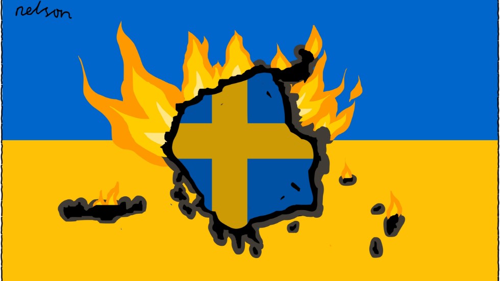 Det folkliga och massiva stödet till Ukraina är något vi ska applådera, menar ledarskribenten.