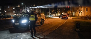 Långa fängelsestraff för skott mot 14-åring