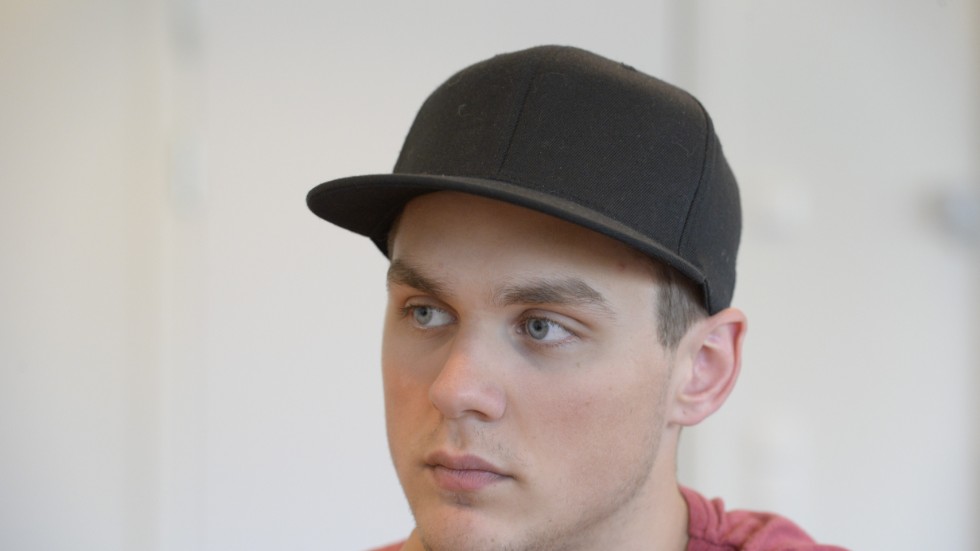 Tung helg. Anton Marklund.
