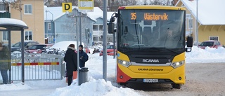 Vimmerbybor till kommunen: Subventionera busskort för resor till jobbet • Kan skilja 1000–lapp mellan kommuner