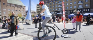 Cykeluppvisning och auktion lockade Eskilstunaborna