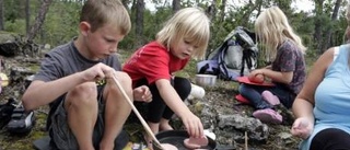 Vångabarnen på väg mot sitt nattliga äventyr