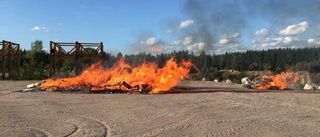 Brand vid populär badplats