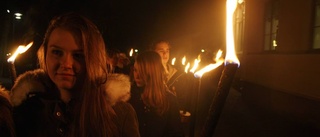 Förintelsens offer hedrades i manifestation