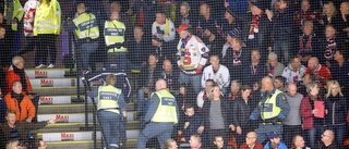 Hockeysupportrar döms efter stökig match