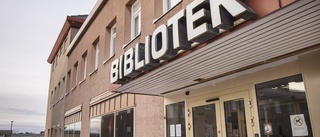 Allsång på biblioteket i Flen