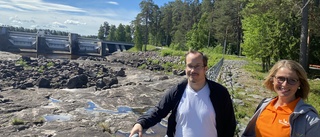 Tusentals människor kommer för att se tusentals liter vatten forsa – varje sekund • ”Naturens rockkonsert!”