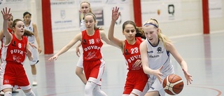 Eskilstuna Baskets P16-lag segrade i sin egen turnering