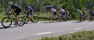 Bildspel: Glada cyklister trotsade värme runt Yngaren