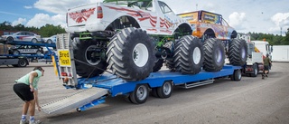 Monstertrucks på 1 000 hästkrafter intar Oxelösund: "Vi tänder även eld på saker"