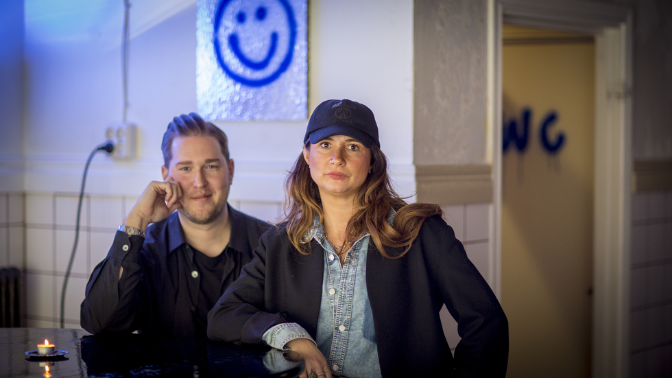 Jakob Jansson och Bea Herrmann har startat pop up-vinbaren Mercurious i Katrineholm. 