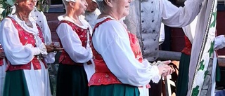 Visby Folkdansgille & Gutebälgarna i Högbyäng