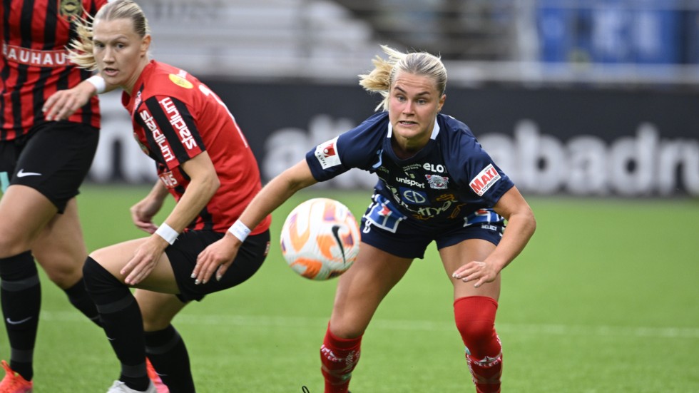 Brommapojkarnas Sara Olai och Linköpings Johanna Svedberg.