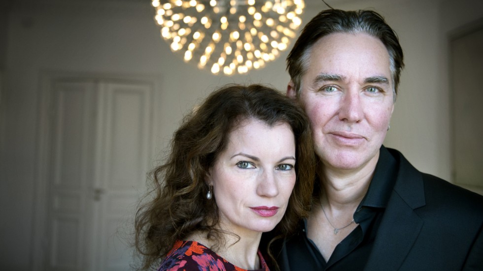 Alexandra Coelho Ahndoril och Alexander Ahndoril är författarparet bakom pseudonymen Lars Kepler. Arkivbild.
