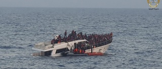 Migranter räddade på Medelhavet