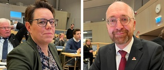 S-kritiken: M köpte SD:s stöd för 100 000 i månaden • Het debatt efter regeländring