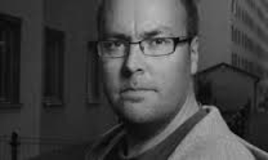 Dagsversförfattaren Victor Estby, Årsta, medverkar regelbunde i NSD.