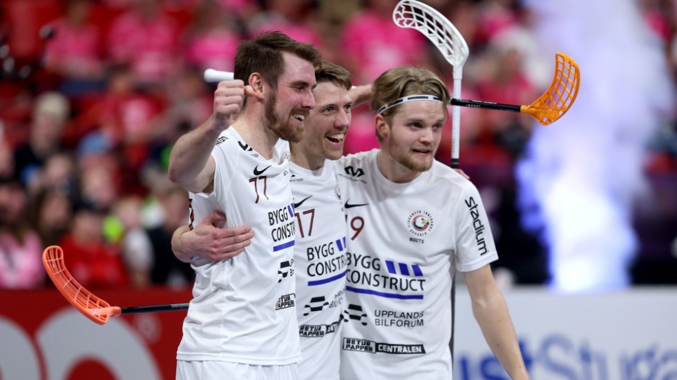 Tobias Gustafsson och Storvreta fick fira efter stor spänning i söndagens match mot Falun.