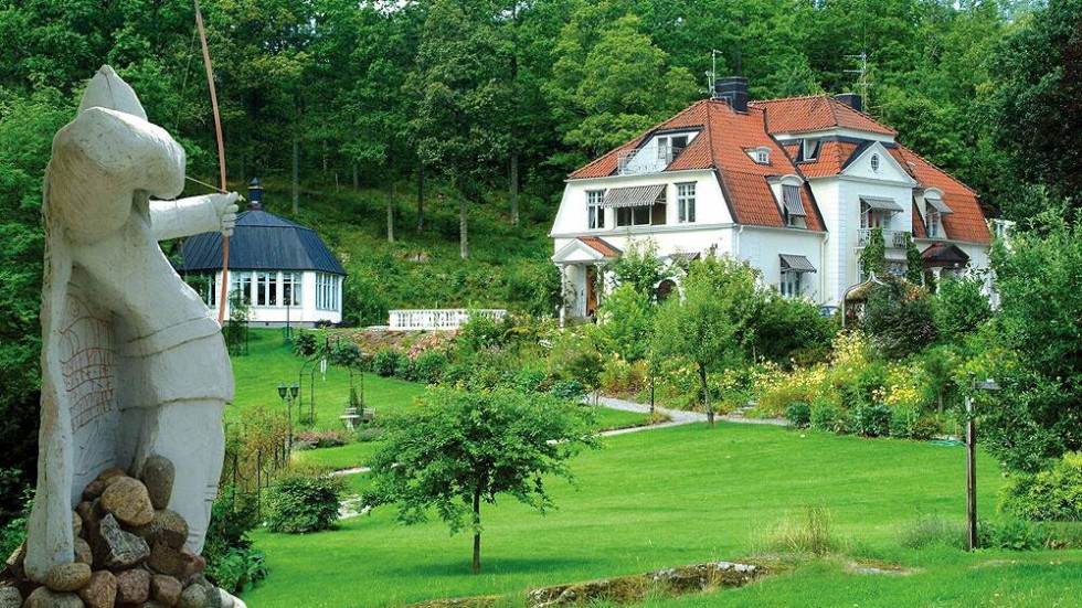 Mäklarbild. På topplistan över svårsålda hus i Västerviks kommun ligger det här huset i Ullevi utanför Gamleby. 