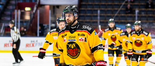 Olausson: "Jag gör det här för att jag älskar hockey"